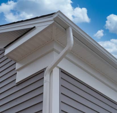 White House with white gutter - Big Easy Gutter